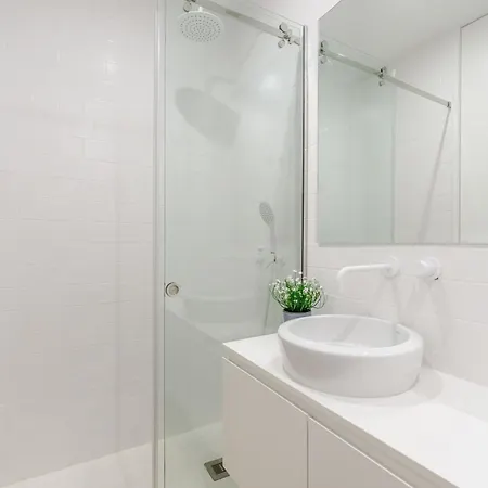 Stylish Oceanfront 3-suite Retreat By Hostwise Appartement *