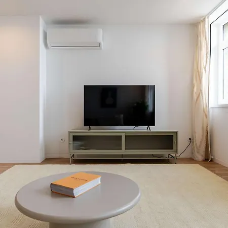Stylish Oceanfront 3-suite Retreat By Hostwise דירה פורטו