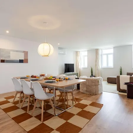 Stylish Oceanfront 3-suite Retreat By Hostwise פורטו