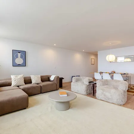 Stylish Oceanfront 3-suite Retreat By Hostwise דירה פורטו