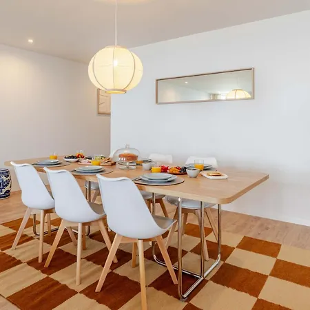 דירה Stylish Oceanfront 3-suite Retreat By Hostwise *